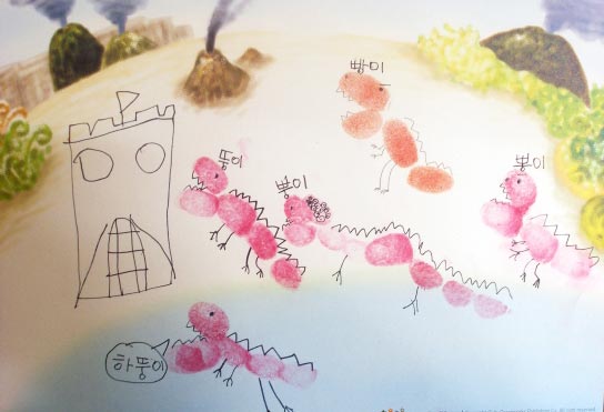 幼儿园大班手印画教案:恐龙朋友
